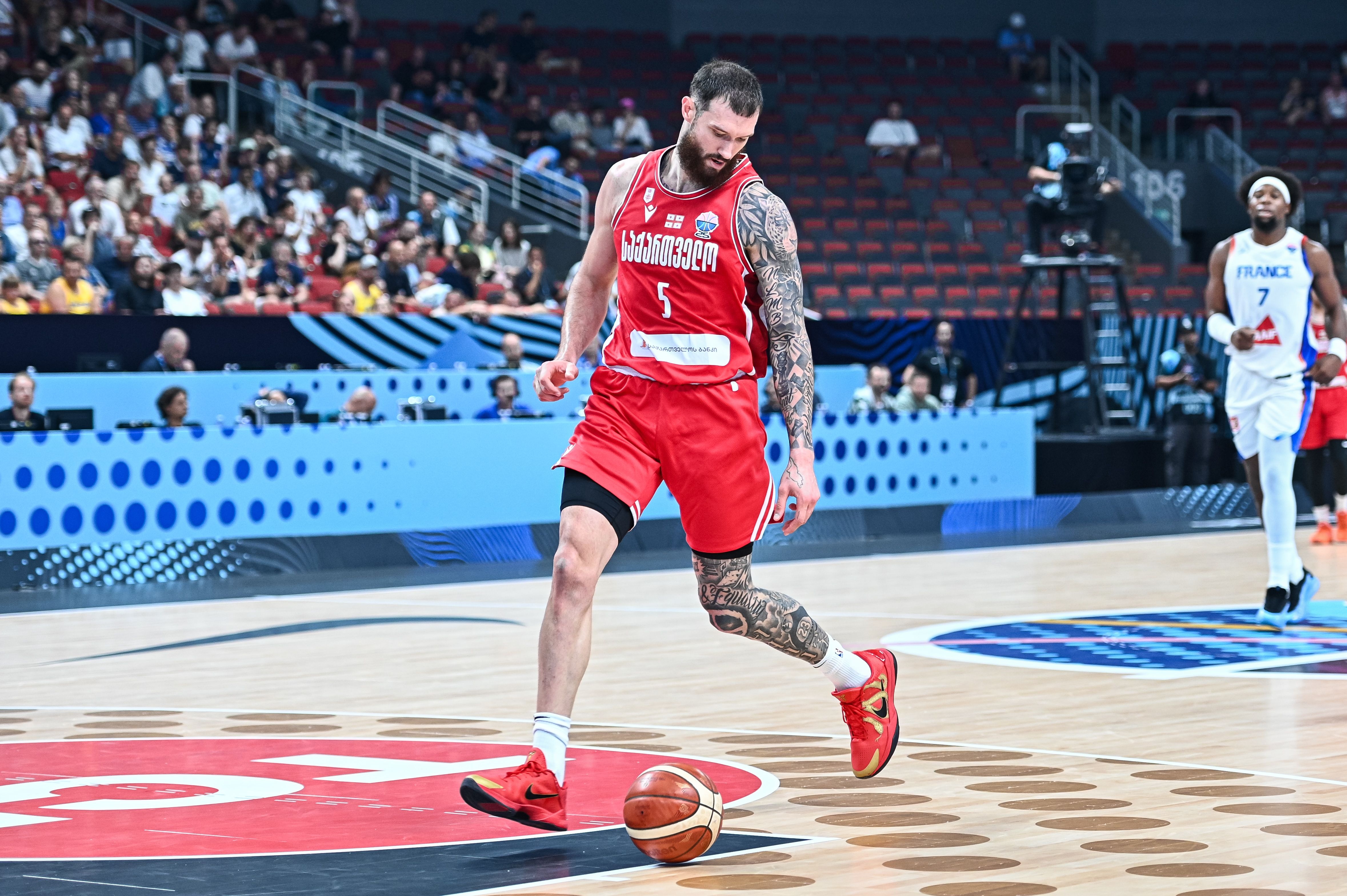 难挽败局！马穆凯拉什维利15中8空砍22分4板4助2断 全场仅休49秒